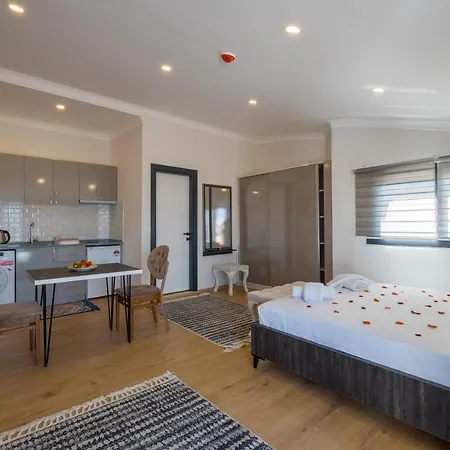 Tanrise Apartahotel
