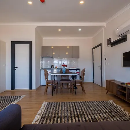 Tanrise House Apart Otel 4*