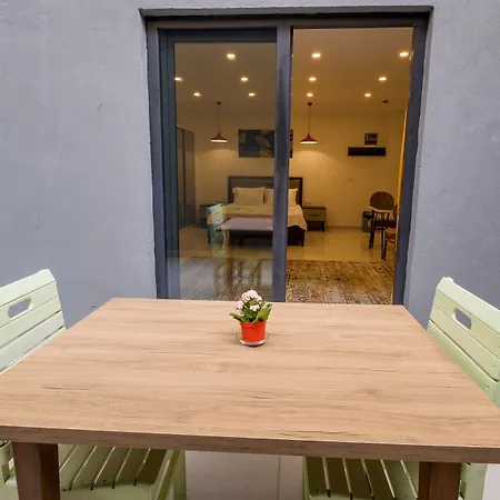 Tanrise House Hotel apartamentowy 4*