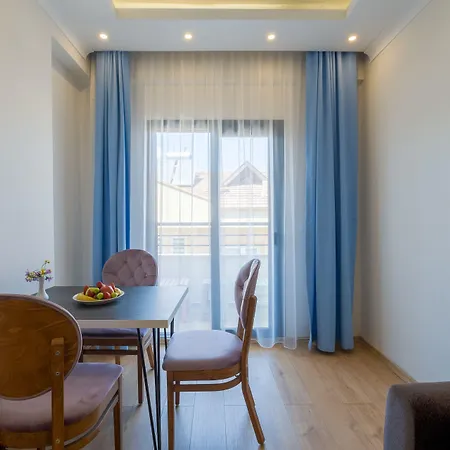 Tanrise House Aparthotel 4*