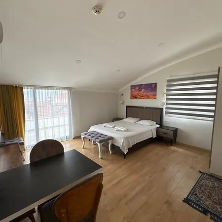 Tanrise House פאטהיה