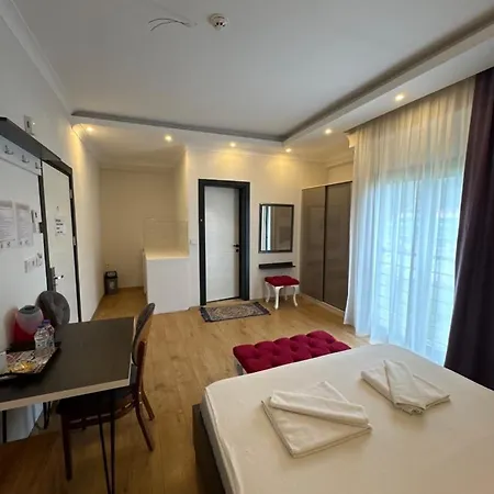 Tanrise House מלון דירות