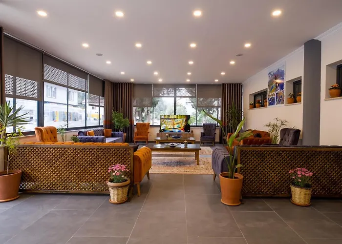 Tanrise House