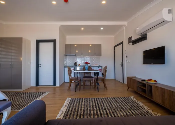 Tanrise House Aparthotel 4*