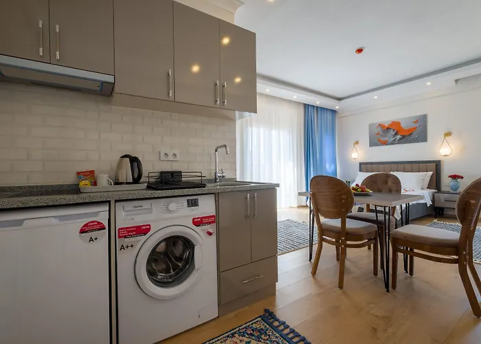 Aparthotel Tanrise House