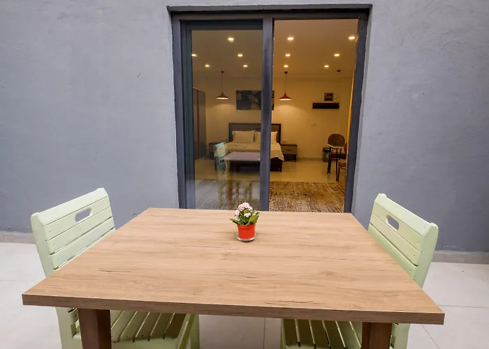 Tanrise House Aparthotel 4*