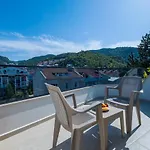 Tanrise House Appart hôtel 4*