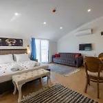 Appart hôtel Tanrise House 4*